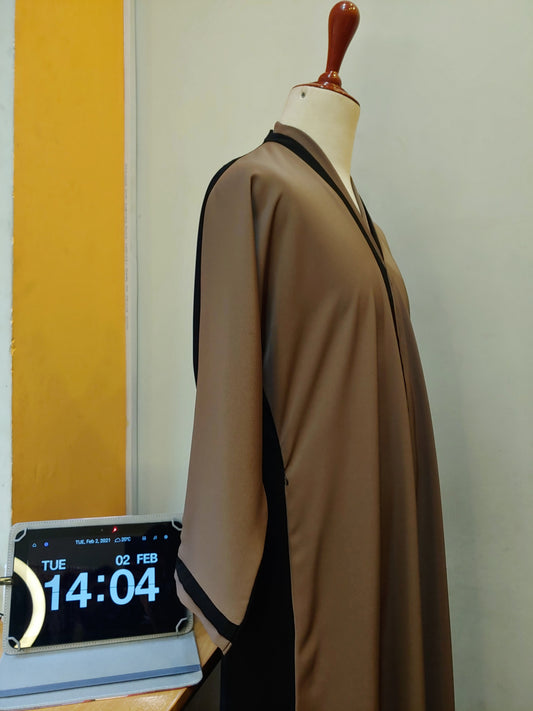 Camel Shade Zip Pocket Abaya