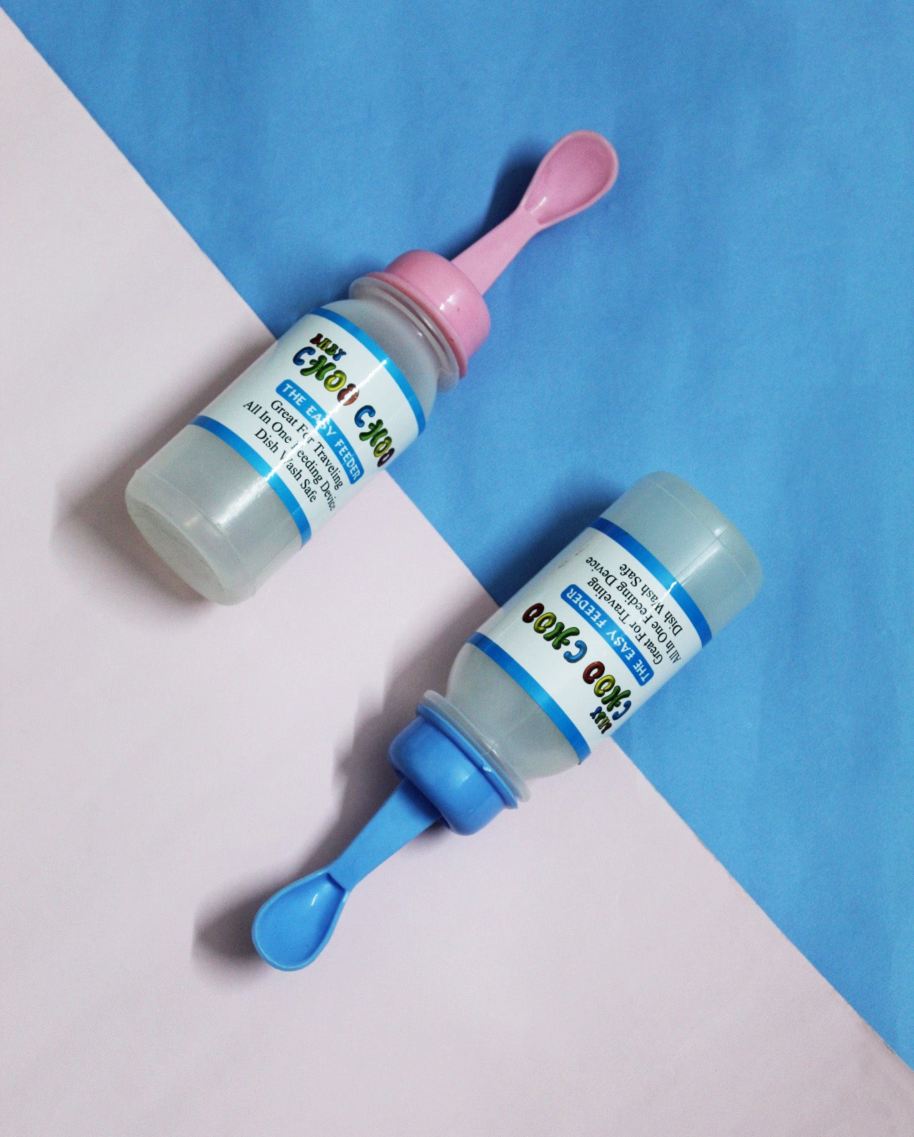 Squeeze feeder with spoon